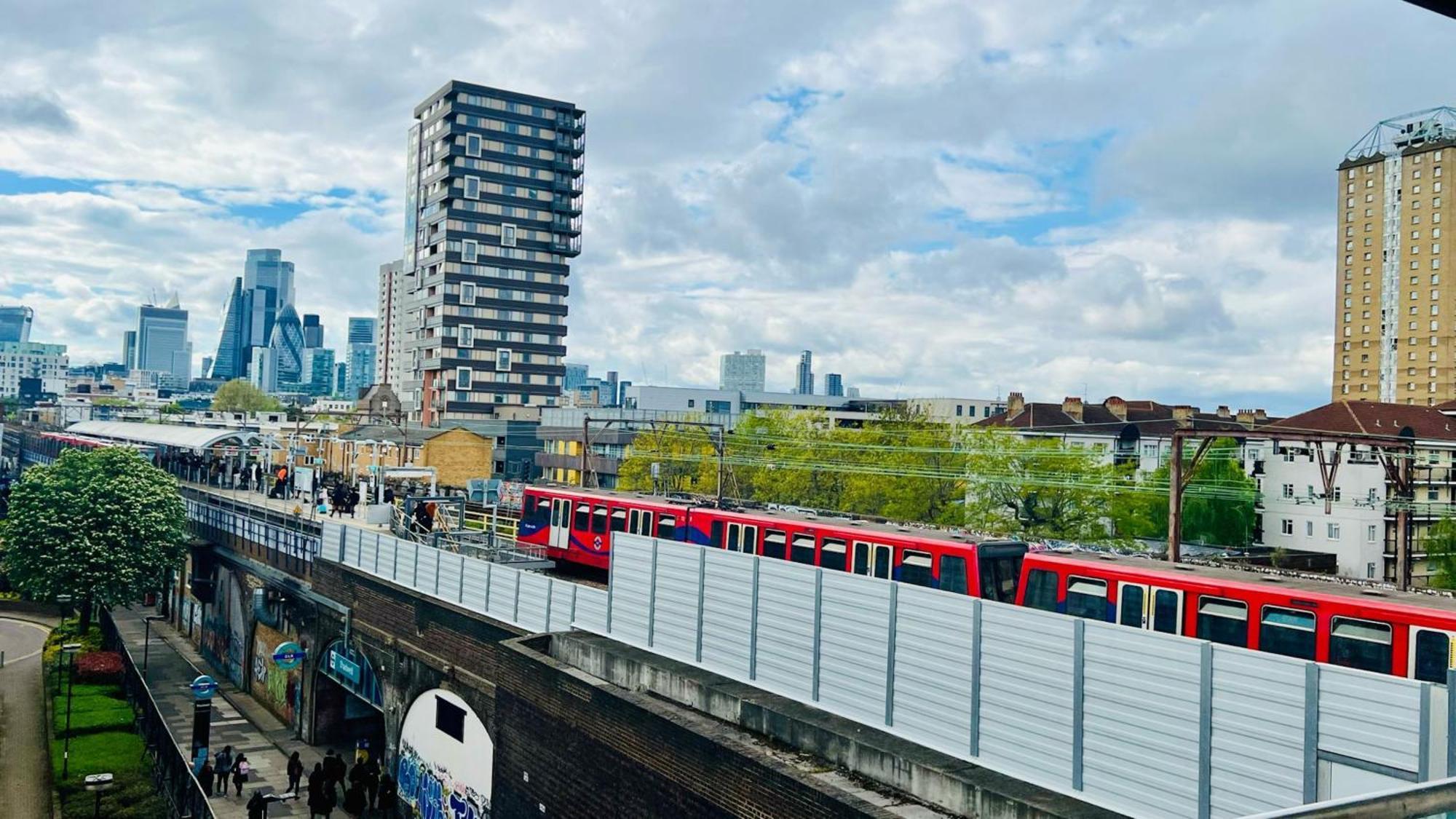 City View Sunset Luxurious Apartment In London Zone-1 Including One Family Twin Room With Its Own Stunning Private Terrace Londres Exterior foto